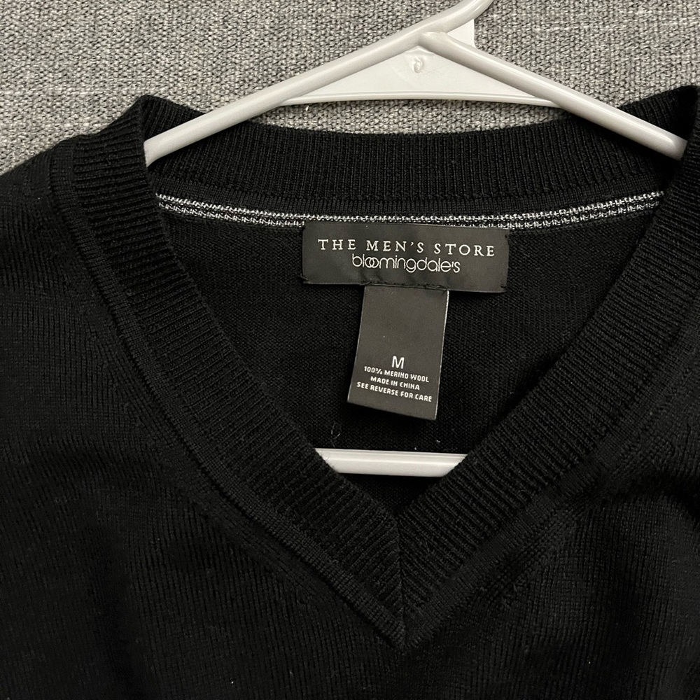 Men’s black sweater